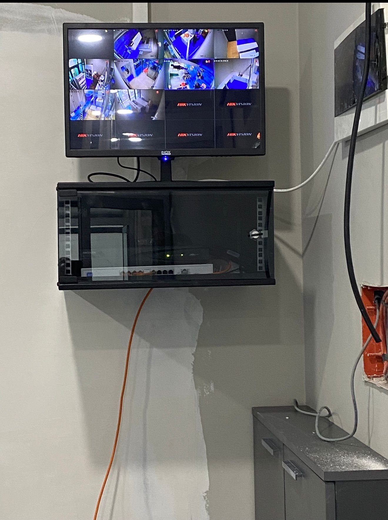 Kamera kayıt sistemi ve izleme ekranı